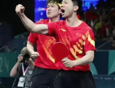 王楚钦状态火爆，年终总决赛八强战对阵丹佛掘金，曼联力争零封的简单介绍